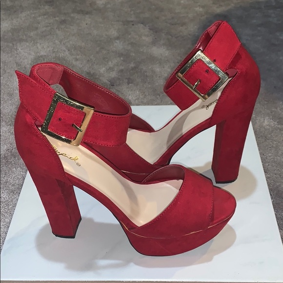 Open toe heels - Picture 2 of 4